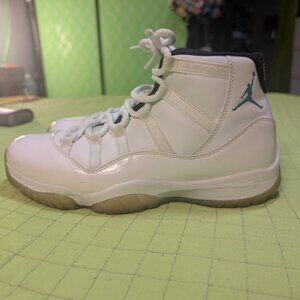 Air Jordan 11's Retro